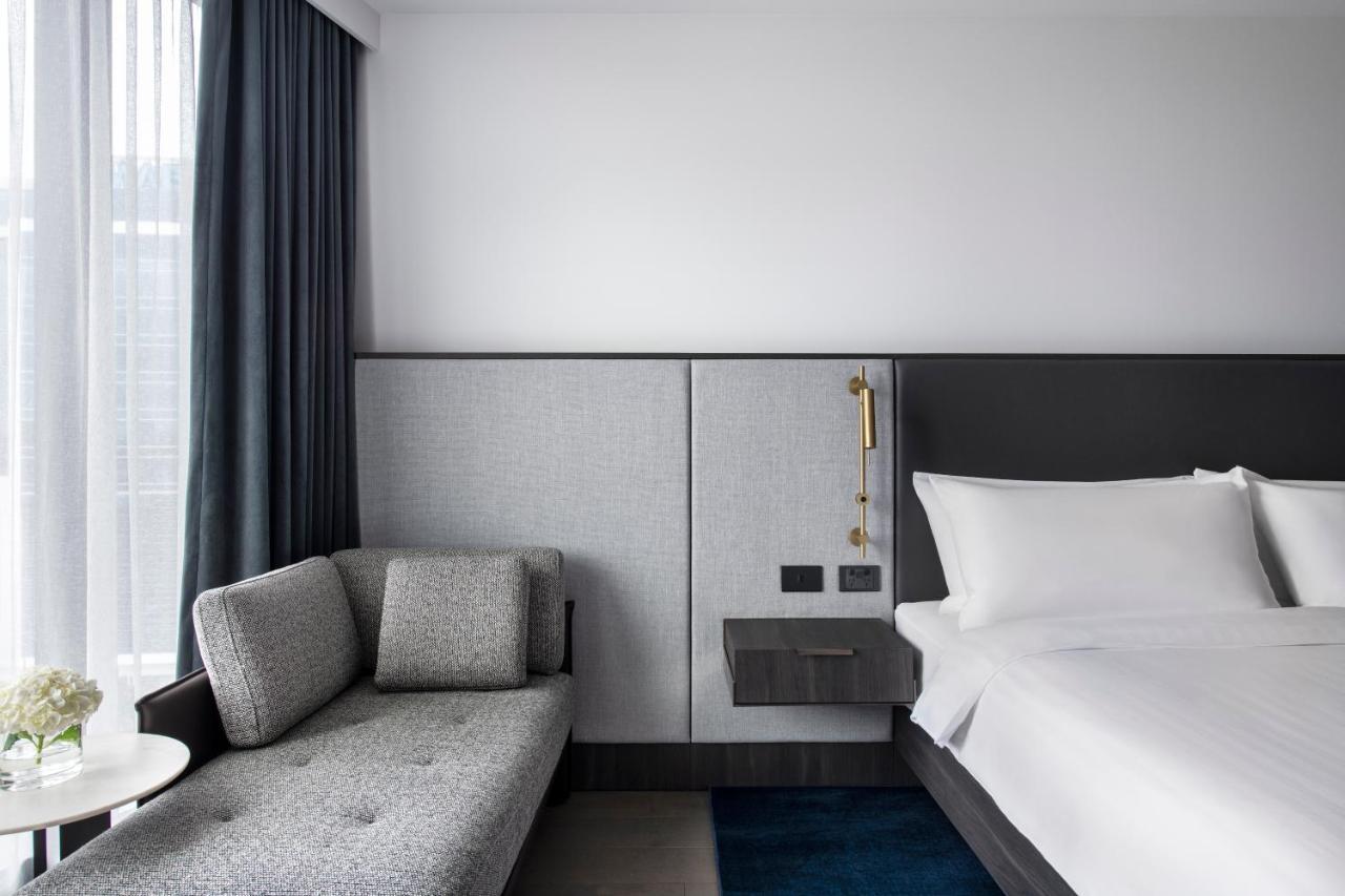 Melbourne Marriott Hotel Docklands Exteriér fotografie Deluxe Room