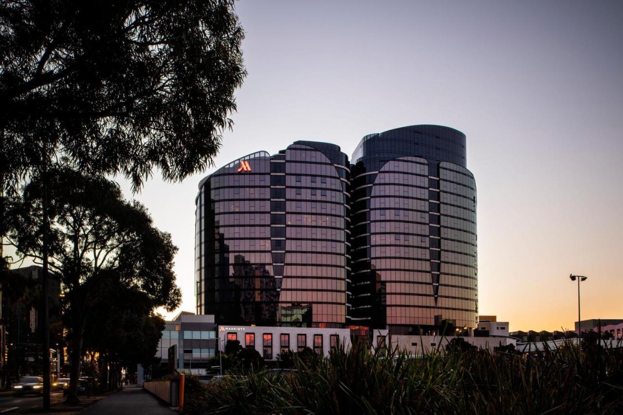 Melbourne Marriott Hotel Docklands Exteriér fotografie The Marriott Melbourne Docklands
