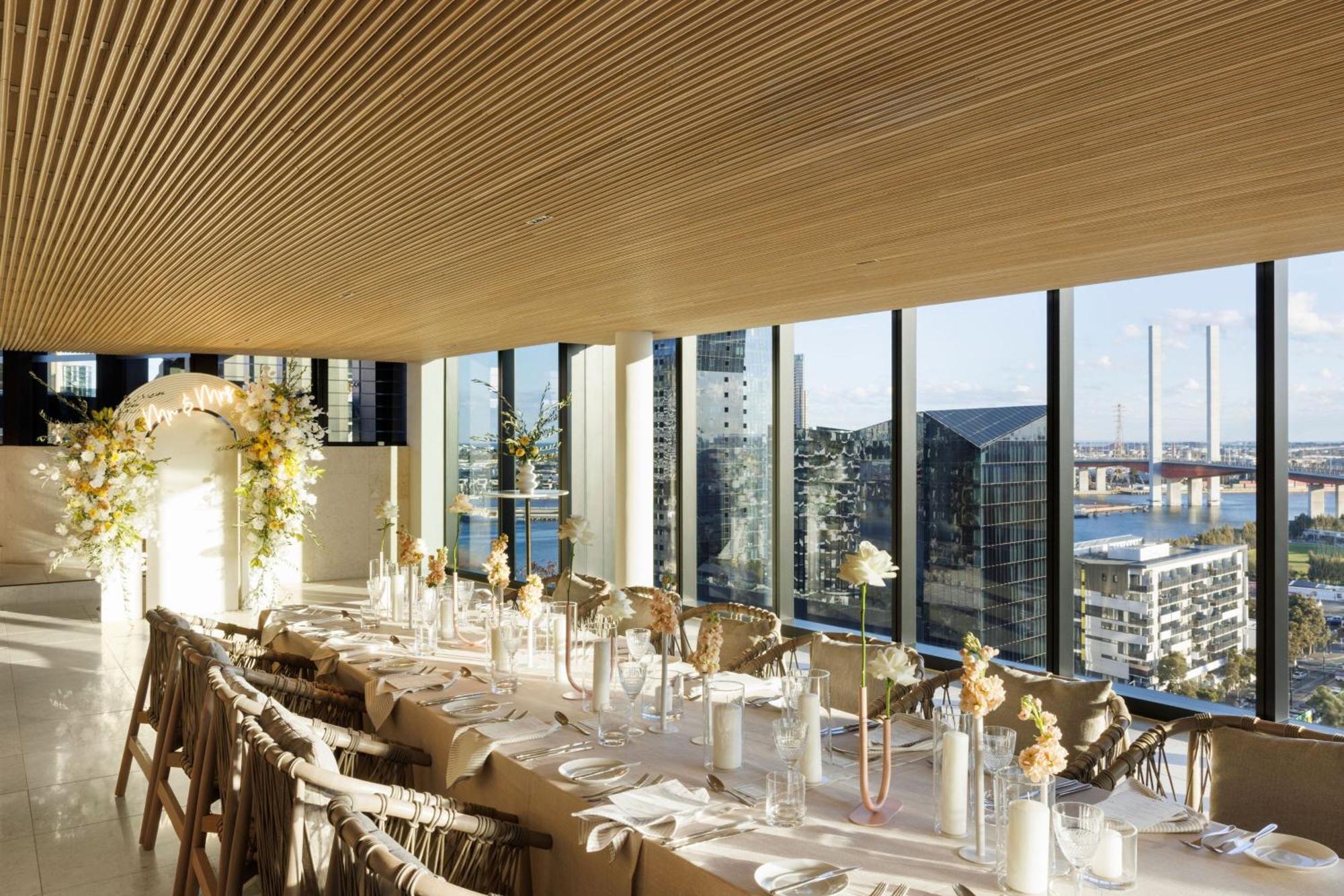 Melbourne Marriott Hotel Docklands Exteriér fotografie The Skylight